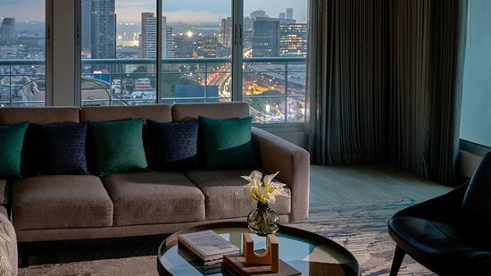 ห้องนอนที่ 2 ของอพาร์ตเมนท์ 3 ห้องนอน พาโนราม่าวิว - โรงแรม ชามา เลควิว อโศก กรุงเทพ เซอร์วิส อพาร์ทเมนท์