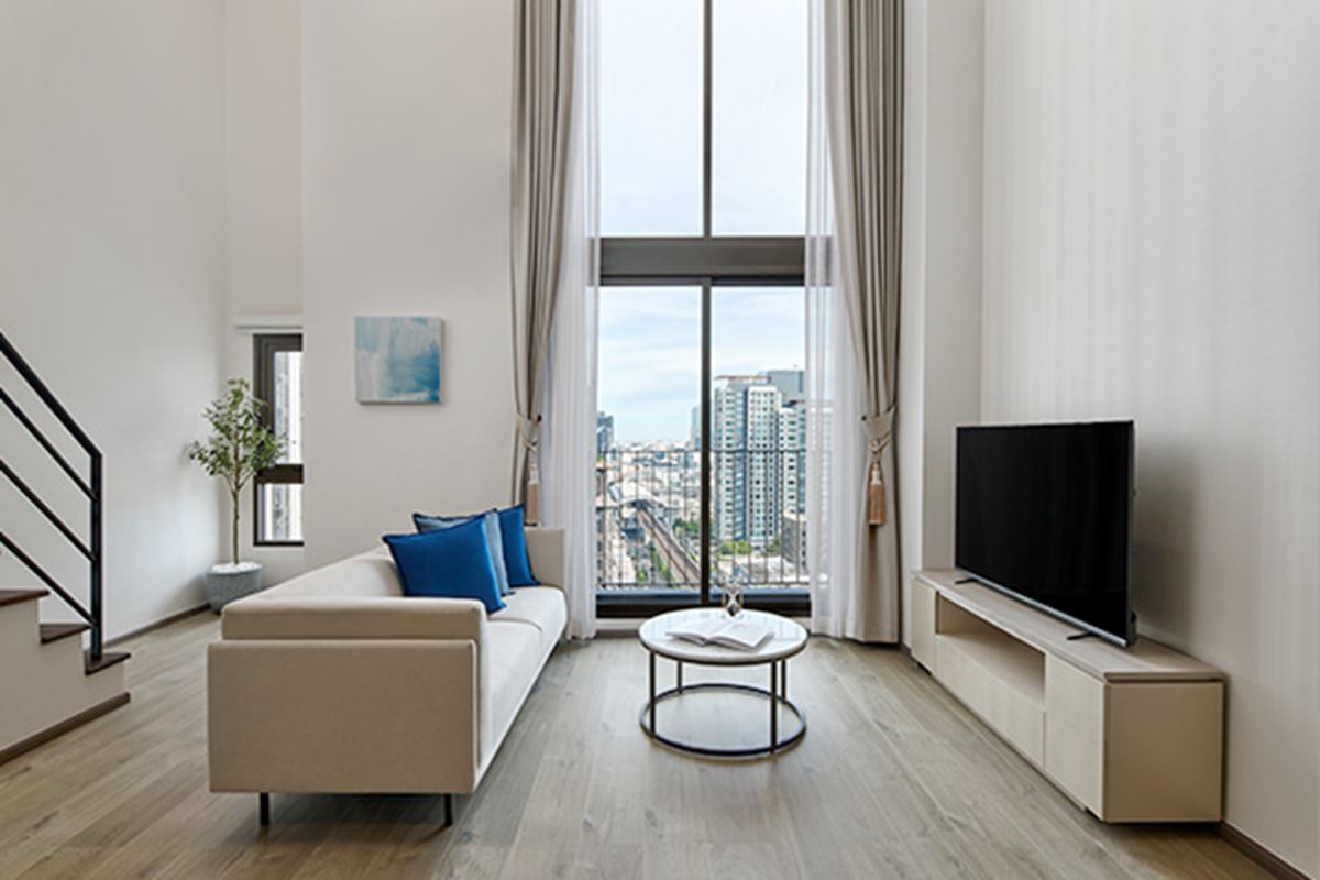 Grand Deluxe One Bedroom Loft - Corner - ชามา สุขุมวิท 101 กรุงเทพฯ